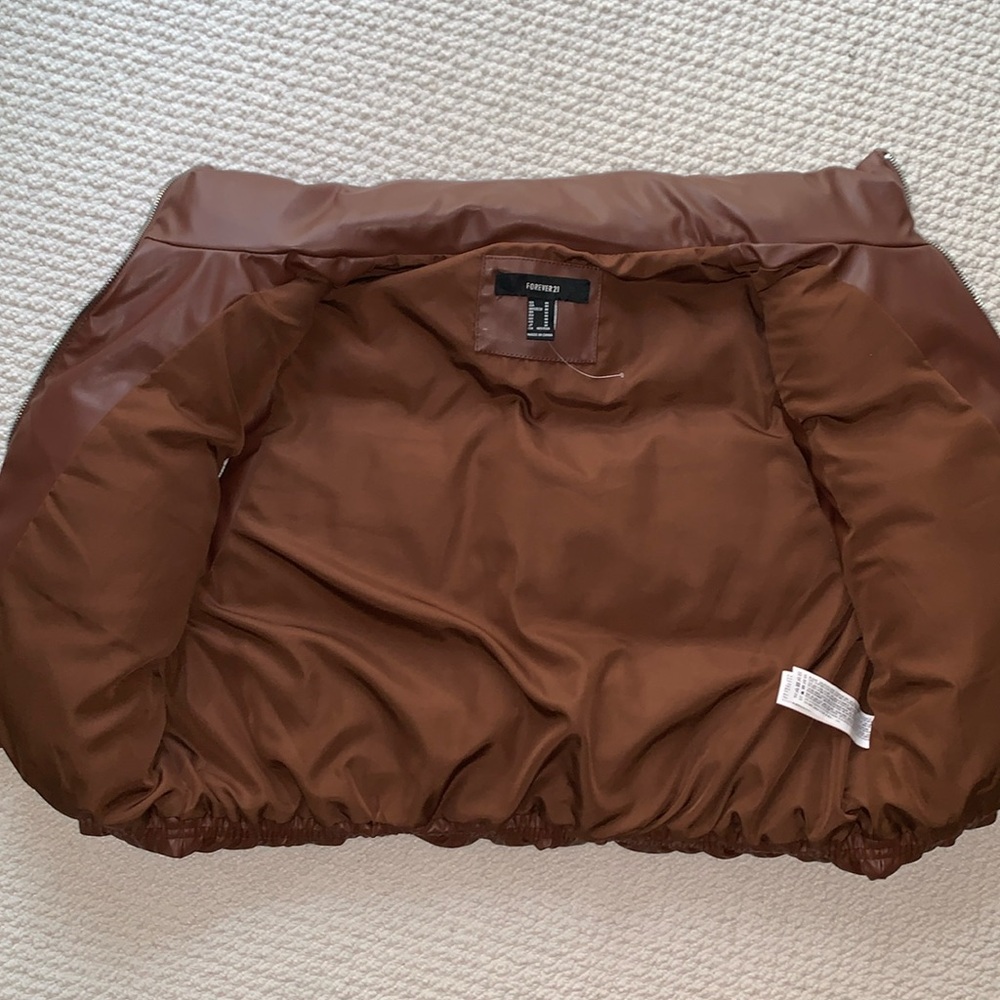 Forever 21 Brown Puffer Vest - Picture 7 of 9